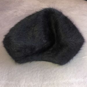 Beret hat fluffy